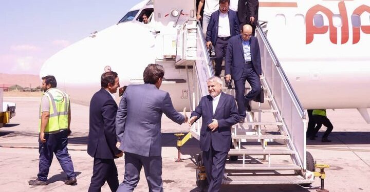 وزیر میراث فرهنگی وارد آذربایجان شرقی شد