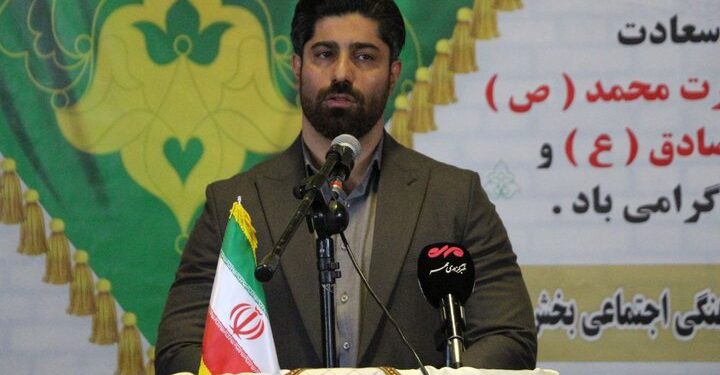 وحدت رمز پیروزی امت اسلامی از صدر اسلام تا دفاع مقدس است