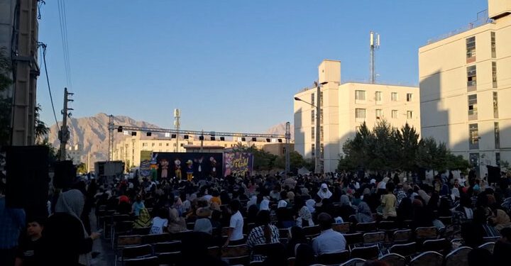 پخش نماهنگ پیامبر مهربانی‌ها در اجتماع بزرگ امت احمد(ص) کرمانشاه