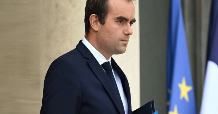 «ماکرون» نخست وزیر جدید فرانسه را معرفی کرد