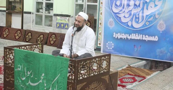 محفل بزرگ قرآنی به مناسبت میلاد پیامبر اعظم(ص) در بجنورد برگزار شد