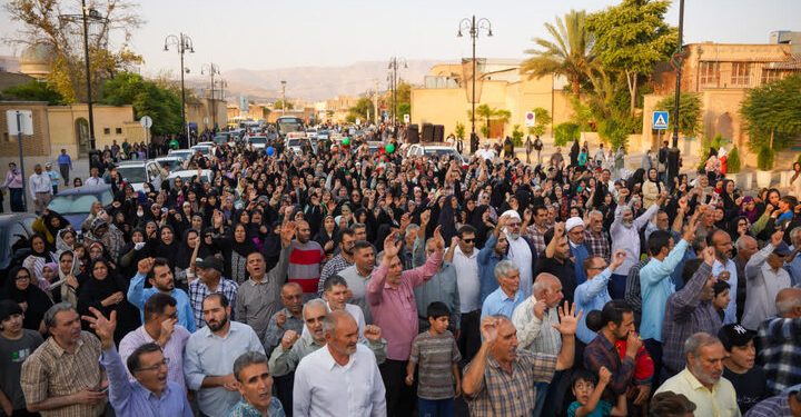 سومین حرم اهل‌بیت(ع) غرق در «میهمانی امت احمد(ص)»