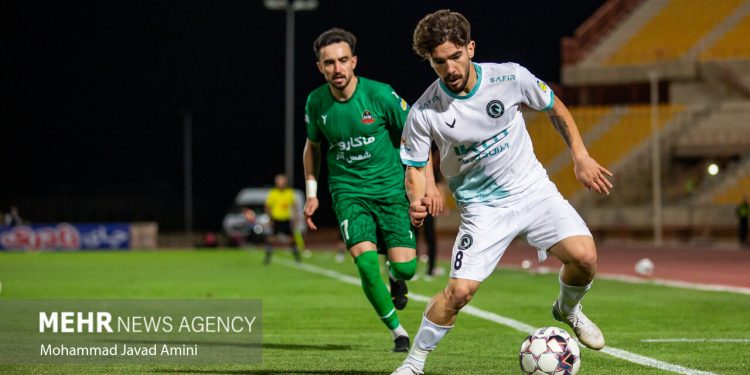 لیگ برتر فوتبال – شمس‌آذر و پیکان