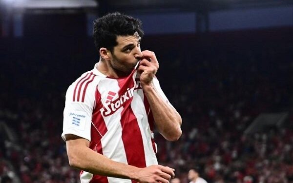 طارمی در جمع برترین بازیکنان تاریخ المپیاکوس