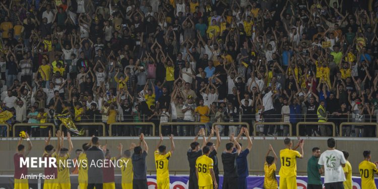 لیگ برتر فوتبال- فجر شهید سپاسی و ذوب آهن