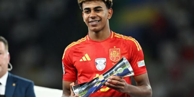 اتفاق عجیب برای لامین یامال در ترکیه!