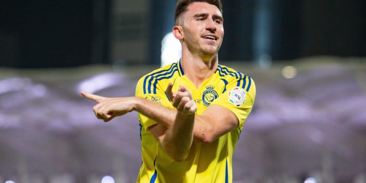 شوک در ریاض: آیمریک لاپورت از لیست النصر خط خورد