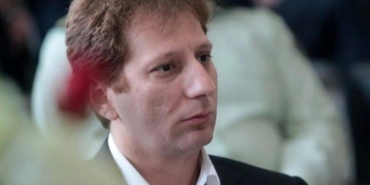 کمپین مشکوک فروش پرسپولیس به بابک زنجانی!/رقم پیشنهادی قبلی او برای خرید این باشگاه چقدر بود؟