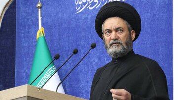امام جمعه اردبیل: اظهارات دولت آذربایجان قلب آذریهای ایران را مجروح کرد/ در روز مبادا آذری های ایران به فریاد جمهوری آذربایجان می رسند نه دولت آمریکا