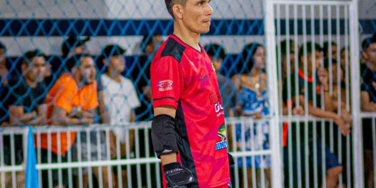 مرگ دروازهبان برزیلی پس از مهار پنالتی!