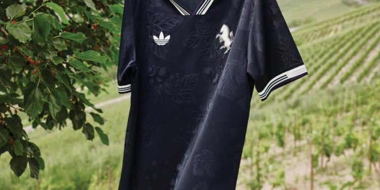 عکس | پیراهن جذاب یوونتوس با طرحی متفاوت