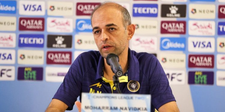 نویدکیا: از امروز مدیران سپاهان حق ورود به رختکن را ندارند/ اگر نتایج برنگردد، با کمال میل می‌روم