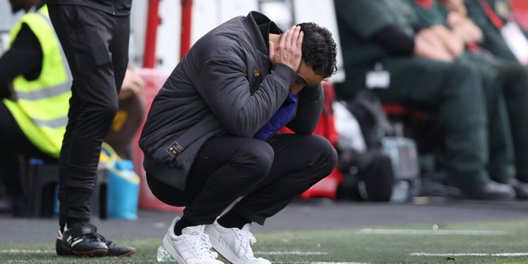 عکس| کاسه چه کنم چه کنم دست قرمزها؛ شیاطین بی خطرند!