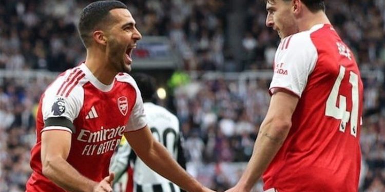 آرسنال نوک کلاغ‌ها را چید