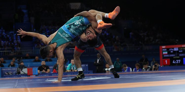 پیروزی طوفانی سعید اسماعیلی و صعود به نیمه نهایی