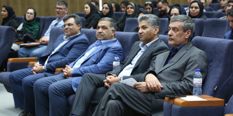 سقوط 5 پله‌ای رتبۀ کسب‌وکار استان کرمان