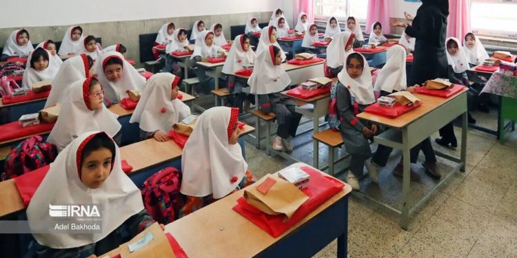 استخدام 841 معلم جدید در استان در حال انجام است