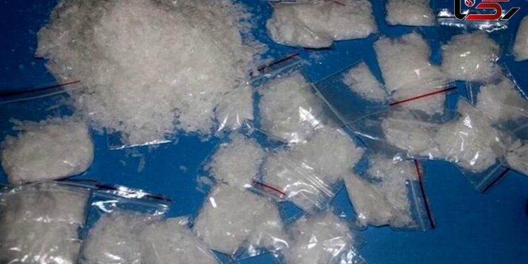 ضربه پلیس به باند مواد مخدر و کشف بیش از 2 کیلوگرم شیشه در فردیس