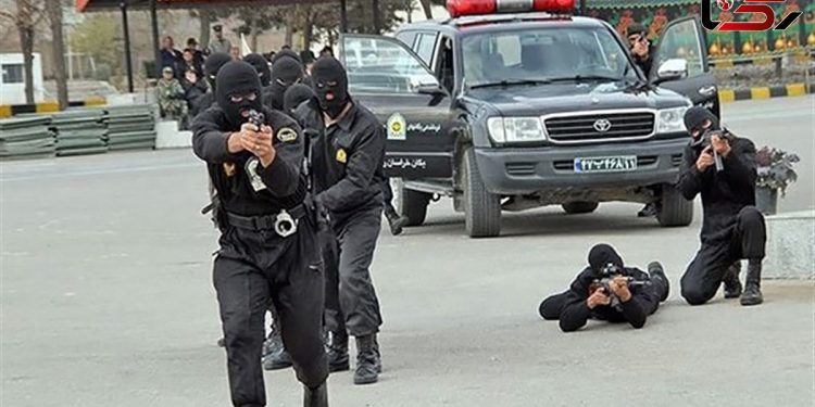 فوری / فیلم لحظه عملیات نجات زن جوان و پسر 5 ساله اش از دست گروگانگیر