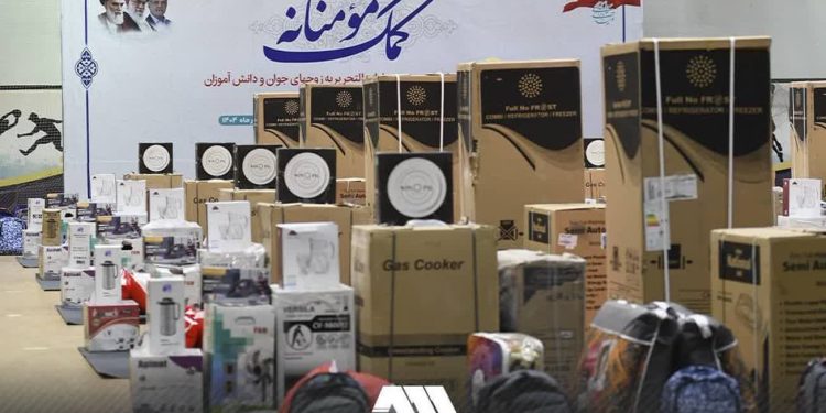 اهدای بیش از ۱۳۰ میلیارد ریال جهیزیه و نوشت افزار به نیازمندان توسط شرکتهای منطقه گلگهر