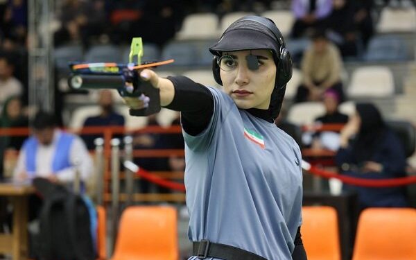 رستمیان در رده ۲۲ تپانچه ۱۰ متر جامجهانی ایستاد