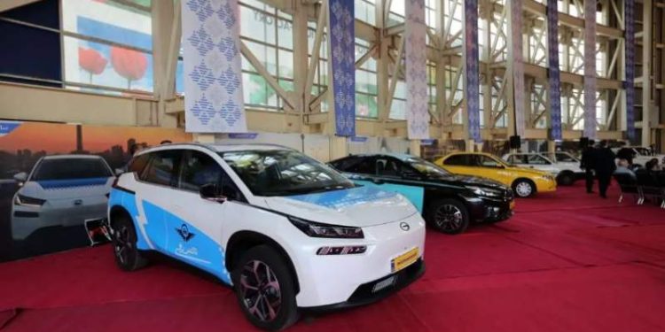 پشتپرده تاکسیهای بابک زنجانی چیست؟