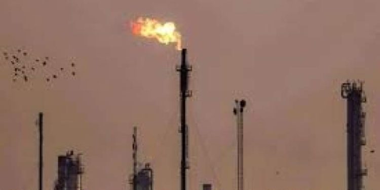 پیش‌بینی قیمت نفت ایران در سال آینده