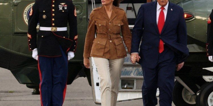 خطر از بیخ گوش ترامپ گذشت