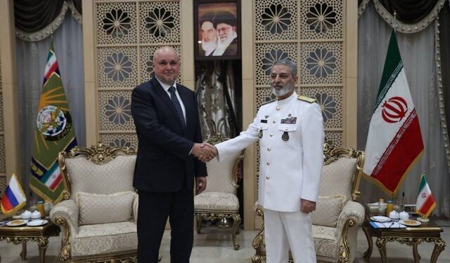 سرلشکر موسوی: مذاکره بهترین راه برای حل مشکلات است