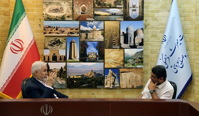 علی دارابی از سه راه مرگ تا ارگ آزادی | سفارش شده ها آدرس گنج و دفینه می دهند و حق الکشف می خواهند