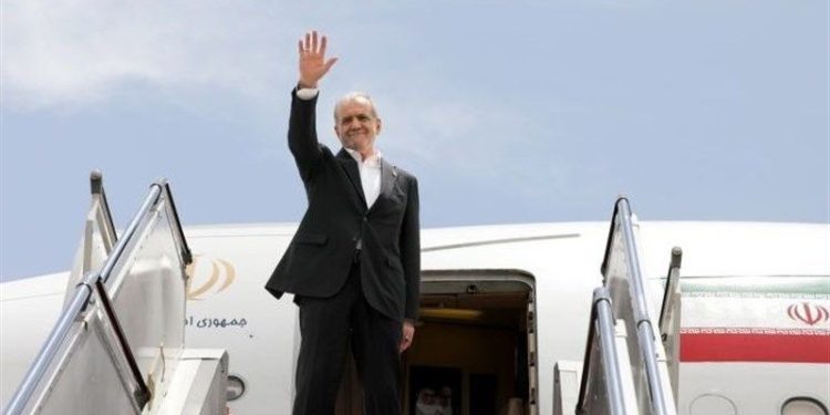 حضور رئیس جمهور در اجلاس اضطراری سران کشورهای اسلامی در دوحه