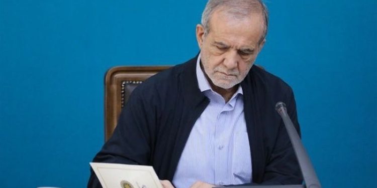 رئیس جمهور قهرمانی تیم ملی کشتی فرنگی را تبریک گفت