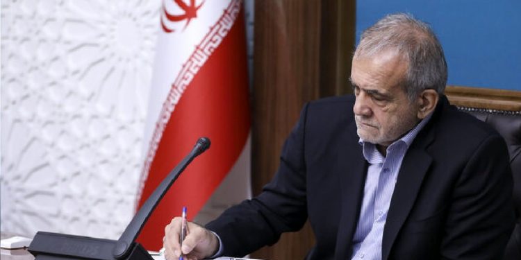 انتصاب جدید در دولت/ پزشکیان حکم زد