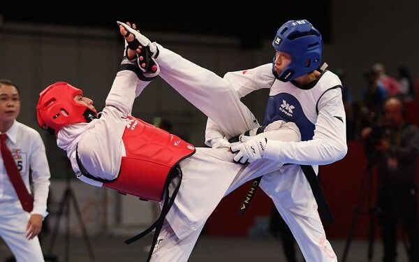 دخترتکواندوکار ایران در یک قدمی مدال قرار گرفت