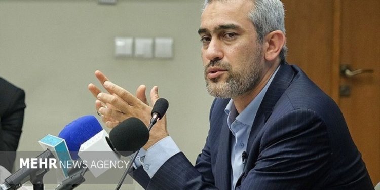 وزیر اقتصاد: مناطق آزاد باید محور انتقال فناوری در کشور شوند