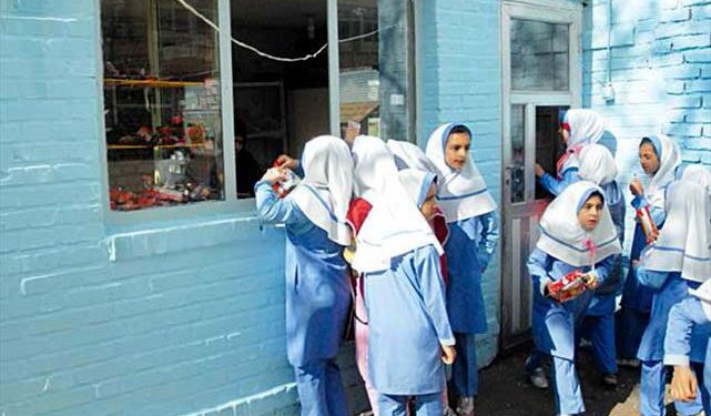 خوراکیهای ممنوع در مدارس اعلام شد