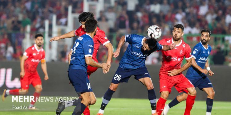 مخالفت باشگاه پرسپولیس با انتخاب شیراز برای میزبانی دربی