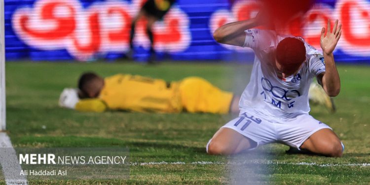 نارضایتی ساپینتو از مهاجمان و احتمال تغییر در خط حمله