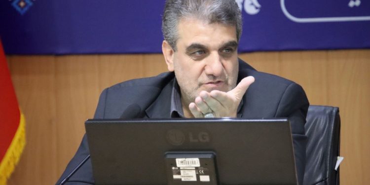 تأکید استاندار سمنان بر تحویل فوری شهرک ۴۰۷ هکتاری در دامنه کوه شاهوار