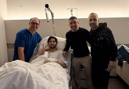 سردار آزمون پس از جراحی در سوئیس: با قدرت برمی‌گردم