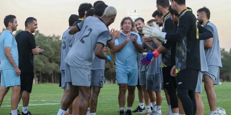 عکس| جشن تولد ساپینتو در تمرین استقلال