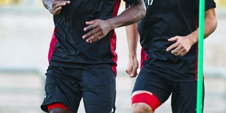 عکس| شمارش معکوس برای رونمایی از معروفترین ستاره پرسپولیس