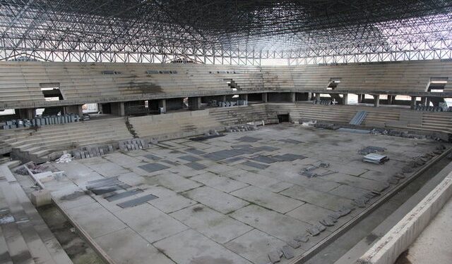 انتقاد نماینده کرمانشاه از روند کند احداث سالن ۶۰۰۰ نفری دهکده المپیک