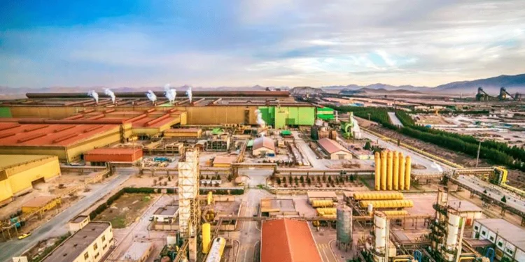 قالب فلزی بتن فولاد مبارکه یا فولاد غرب؟ کدام به صرفه تر است؟