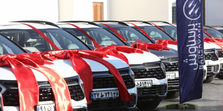 جشن تحویل خودروهای کیا اسپورتیج توسط شرکت برساوش در مهرماه برگزار شد