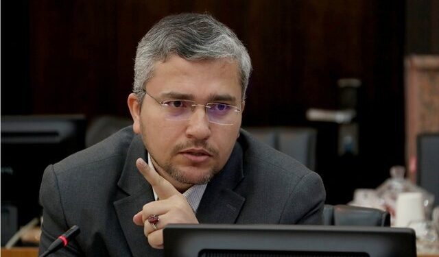 نماینده مجلس: دشمن در موقعیتی نیست که حمله کند