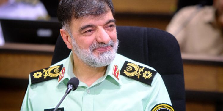 هشدار جدی سردار رادان: دست نیروهای مسلح روی ماشه است!