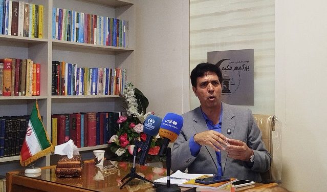 هدف تاجیکستان از اهدای گسترده شاهنامه به خانواده ها چیست؟