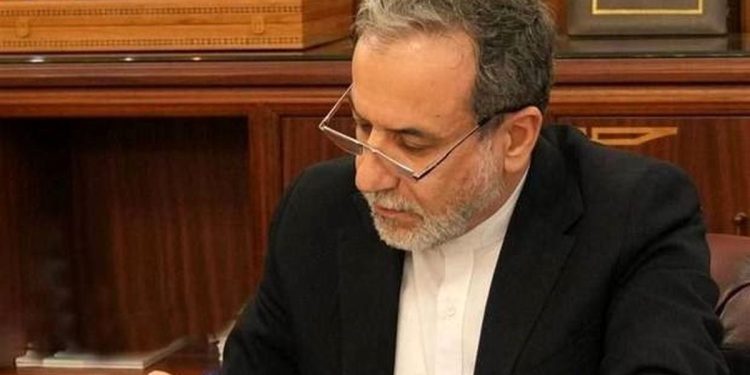 نامه تند عراقچی به آمریکا: حقوق بینالملل بازیچه شما نیست!