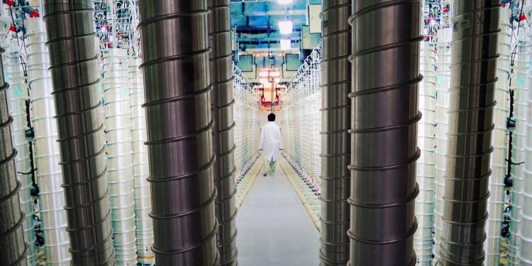 ۱۰ کشور قدرتمند در ذخایر اورانیوم جهان را بشناسید